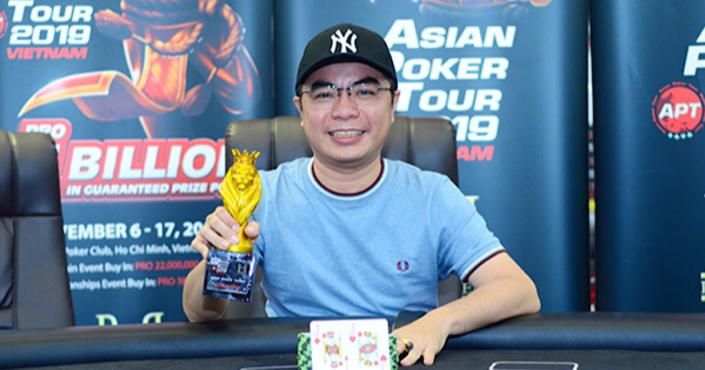 ポーカープレイヤー: Huynh Tan Dung